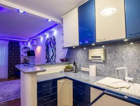 Luxury 2 Apartamento *