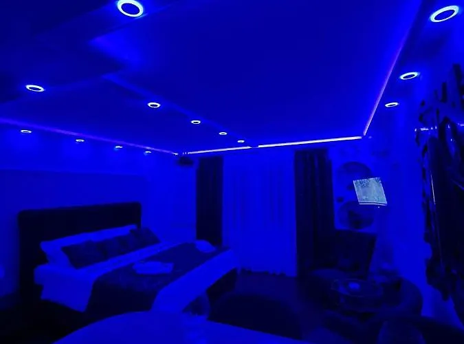 Luxury 2