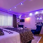Διαμέρισμα Luxury 2 *