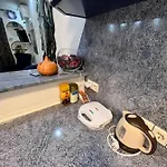 Luxury 2 * Σπλιτ