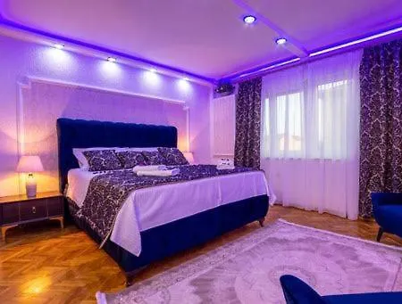 Luxury 2 * Split