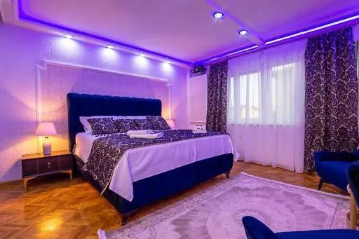 Luxury 2 * Σπλιτ